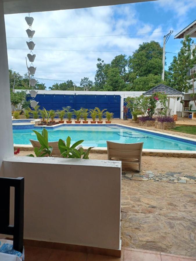 Dona Mayra Aparta Hotel Las Terrenas Eksteriør bilde